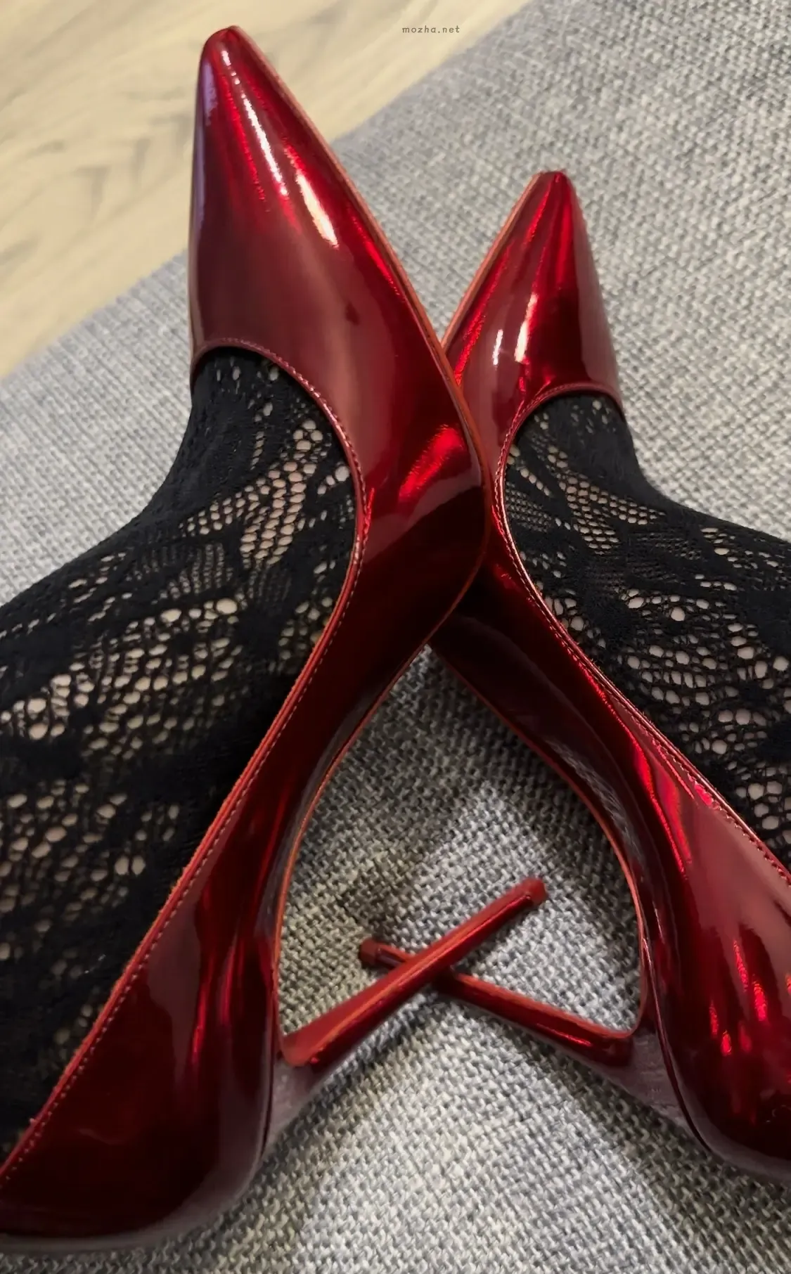 保守的二舅妈 – 蕾丝蜜桃臀【15P】